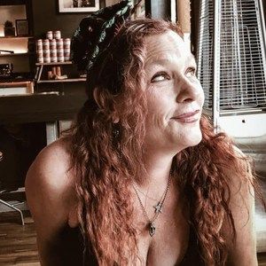 Meet your Posher, Marci